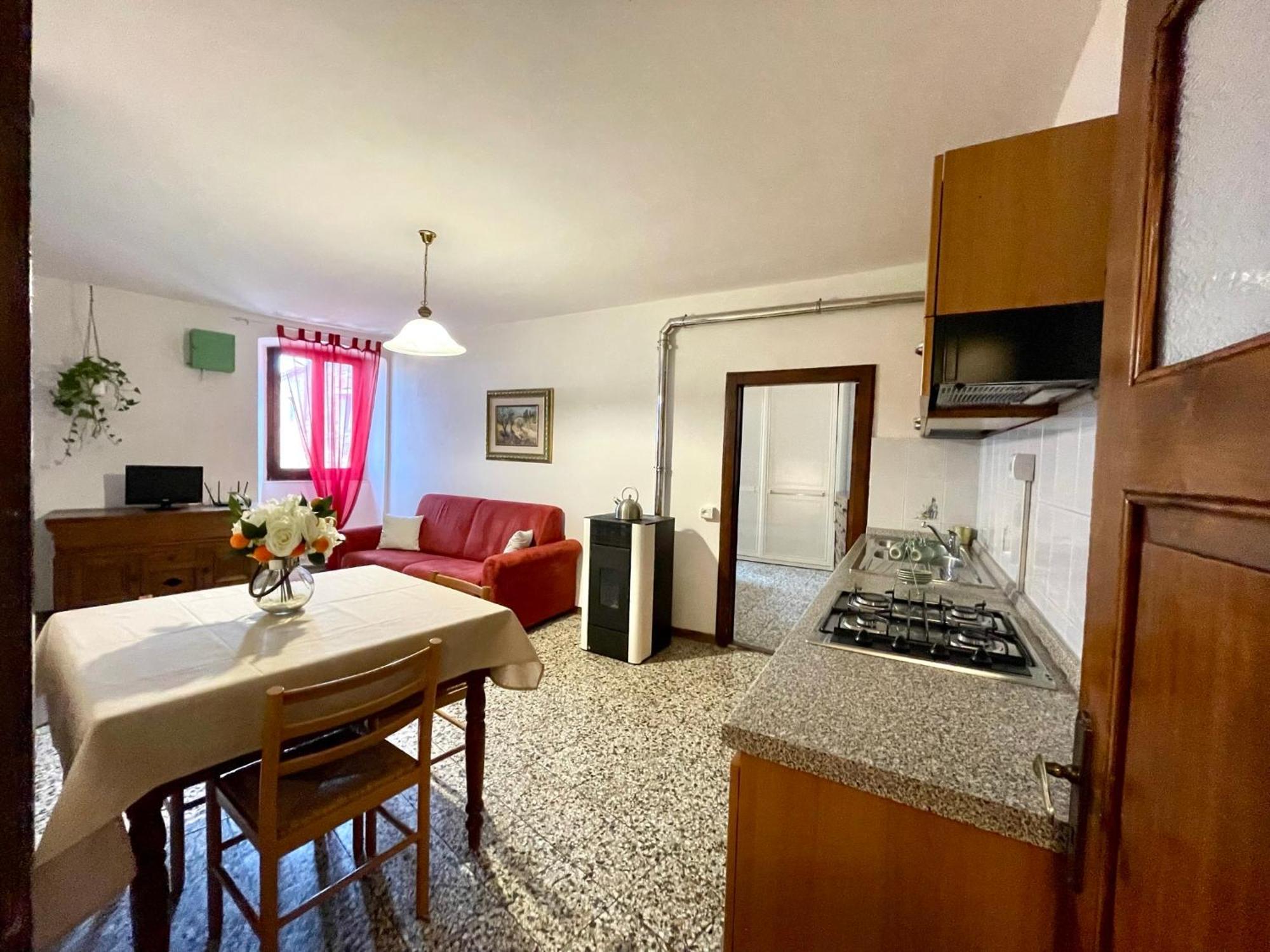 Casa Vacanze La Casa Di Nonna Libia Vicino Saturnia Montemerano Luaran gambar